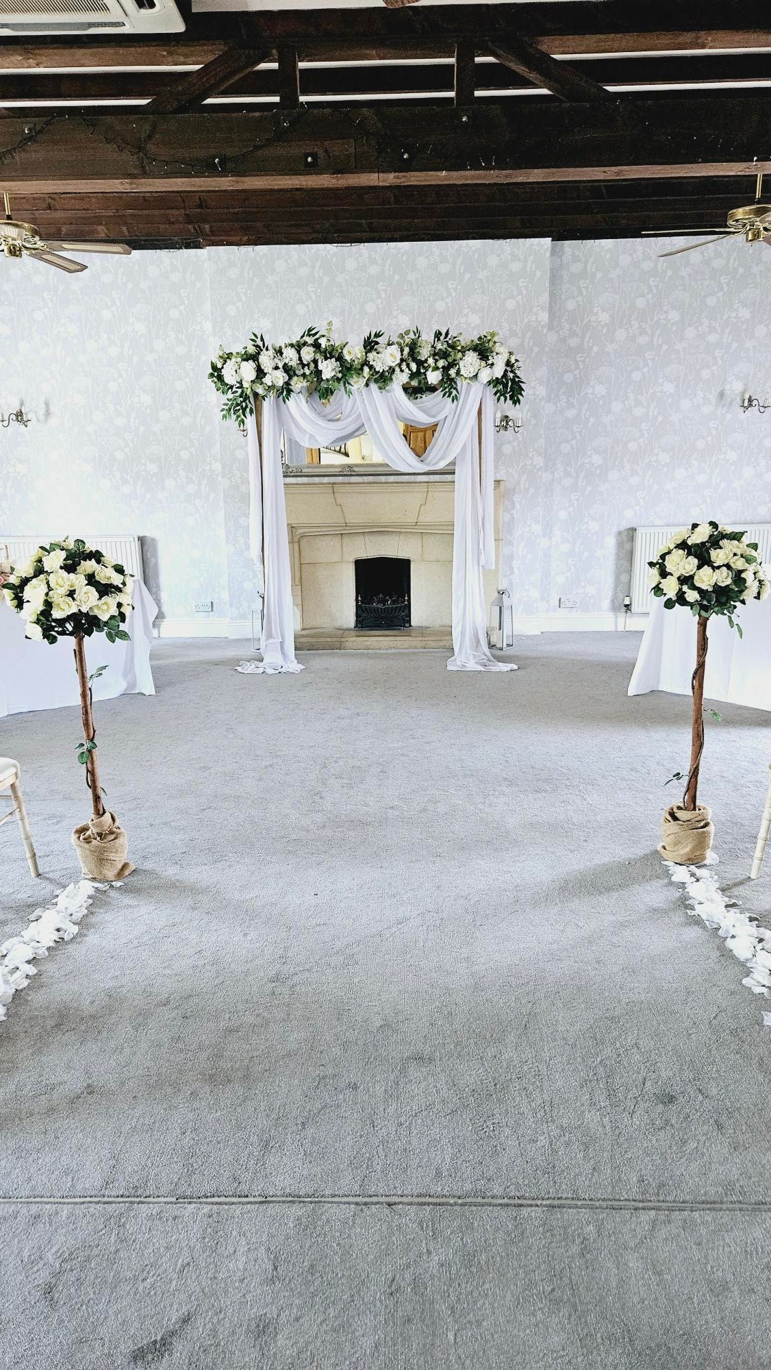 Wooden or Metal Arch