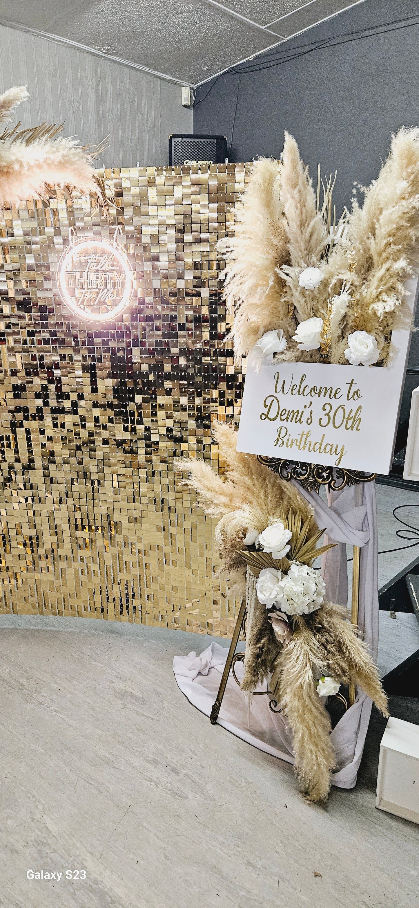 Gold Shimmer Wall