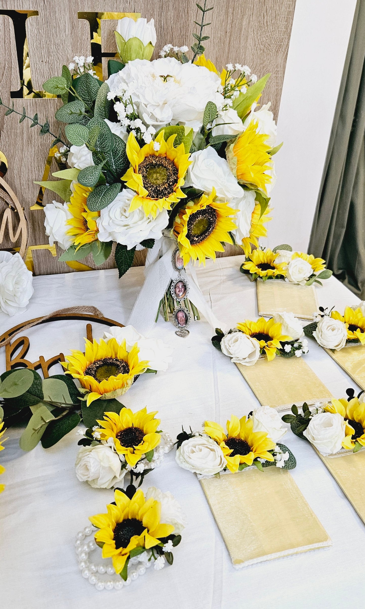 Wedding Flowers *to view only*