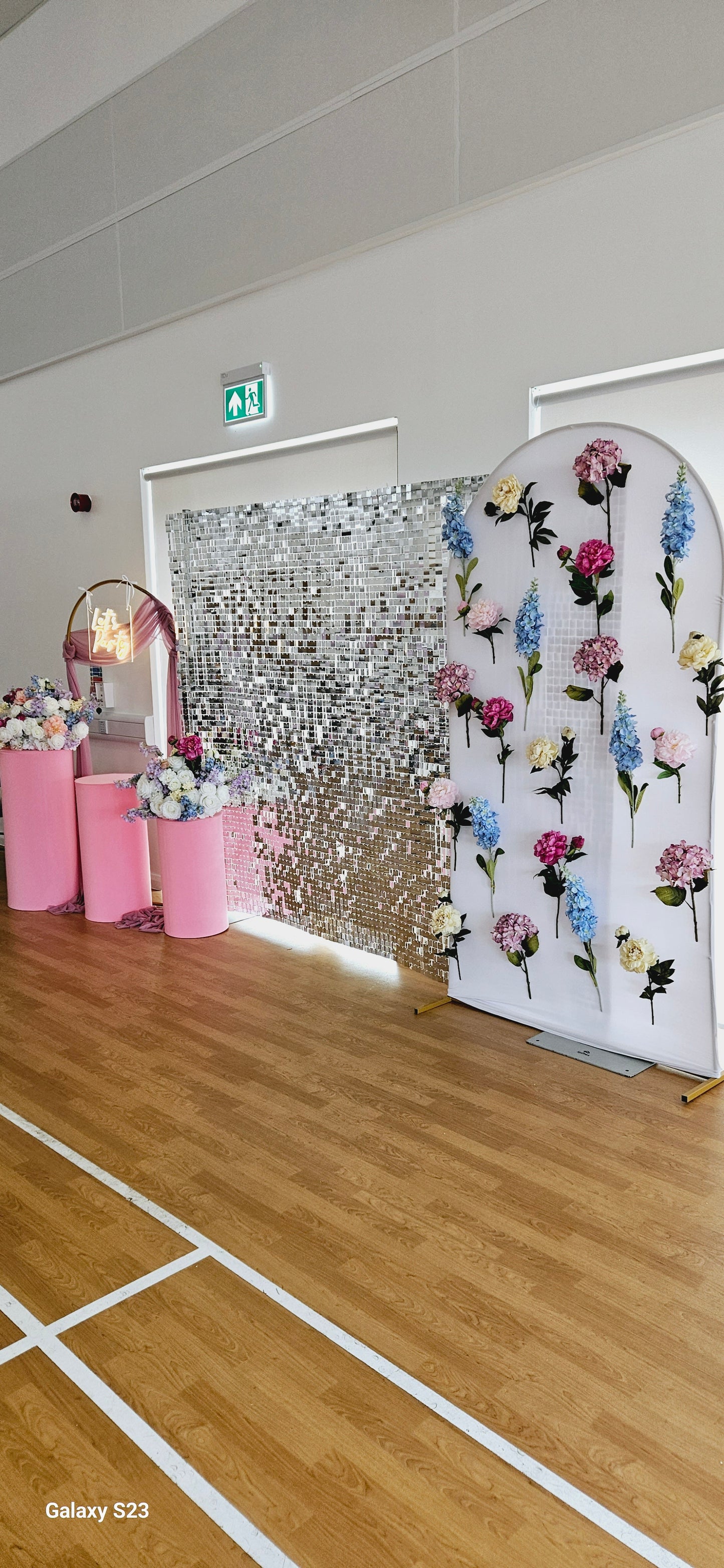 Shimmer Wall & Bloom Bar Combo
