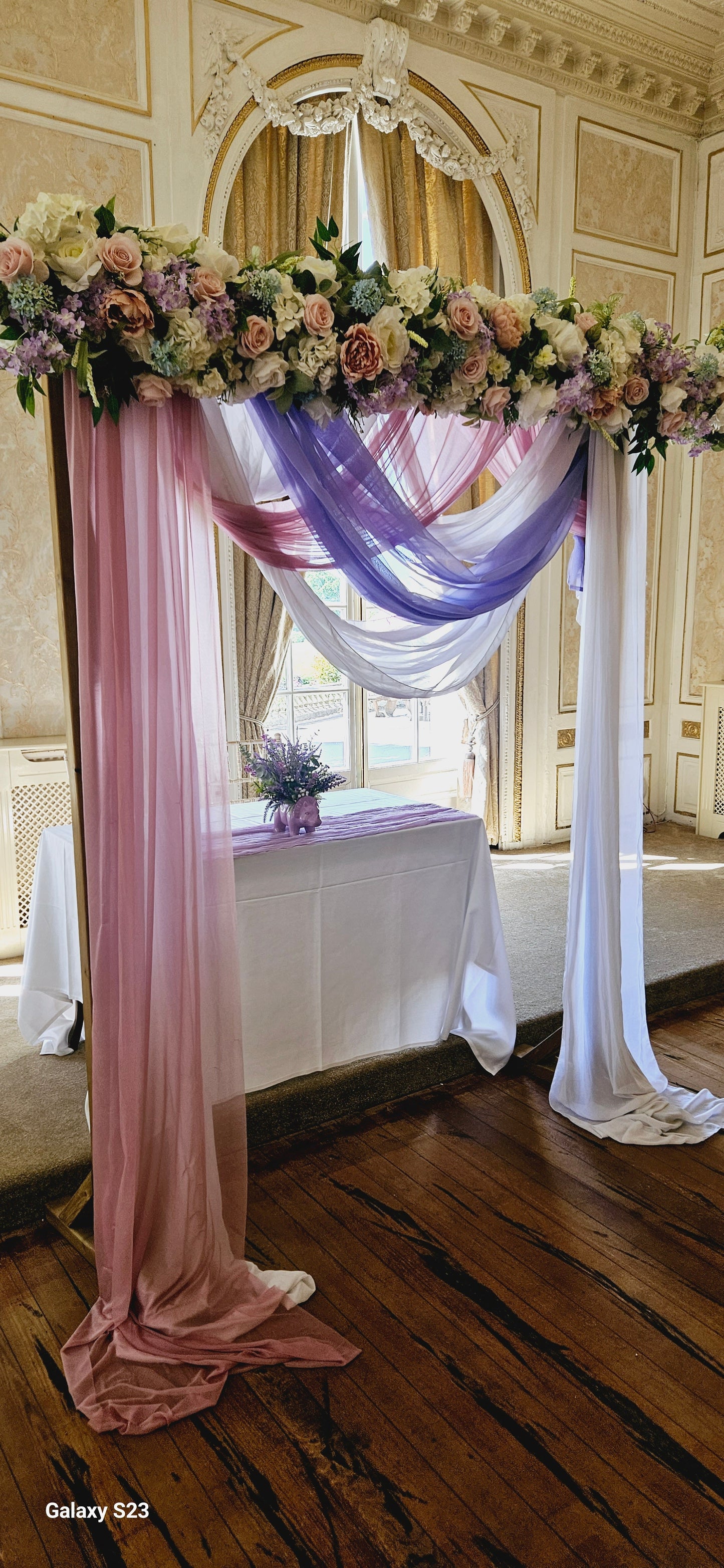Wooden or Metal Arch