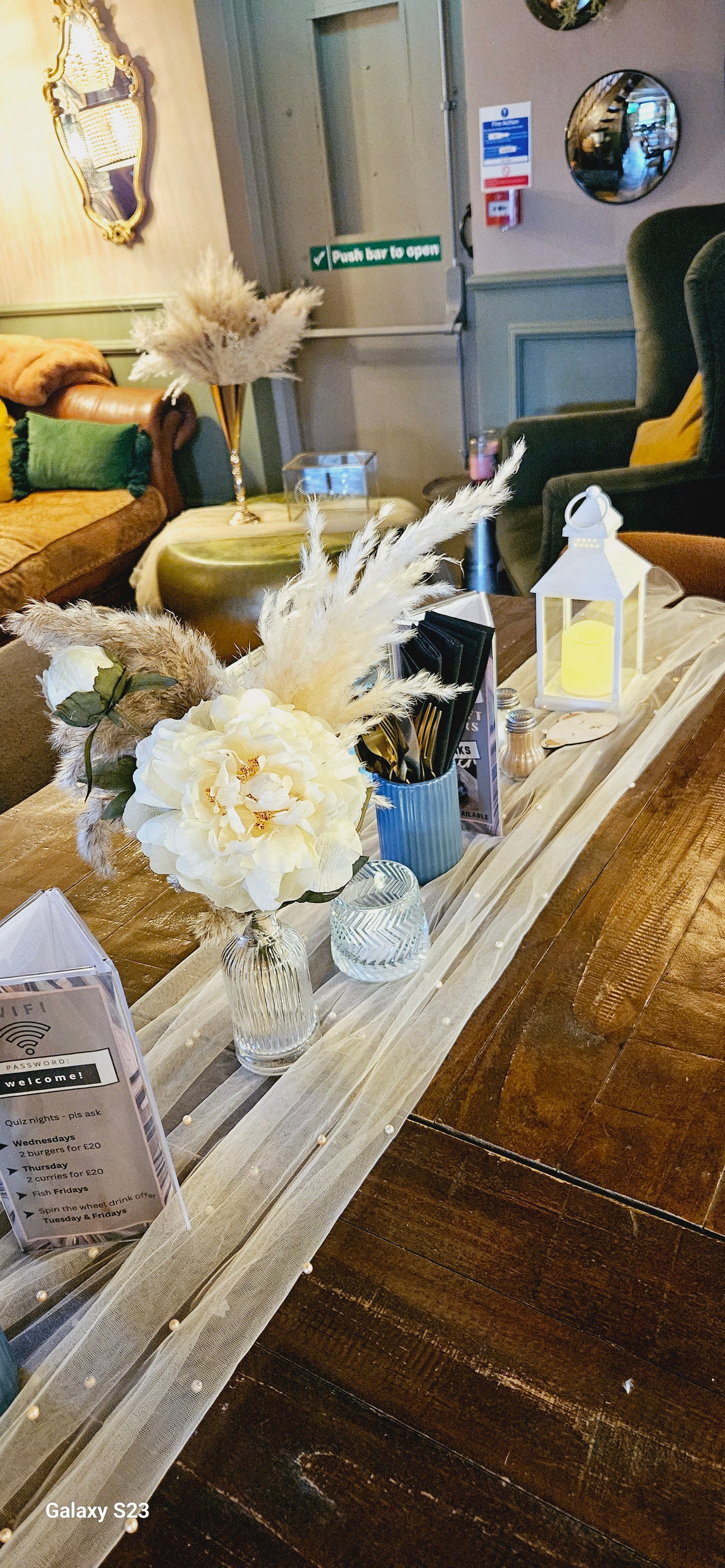 Small Centrepieces - One Day Hire (price per centrepiece)