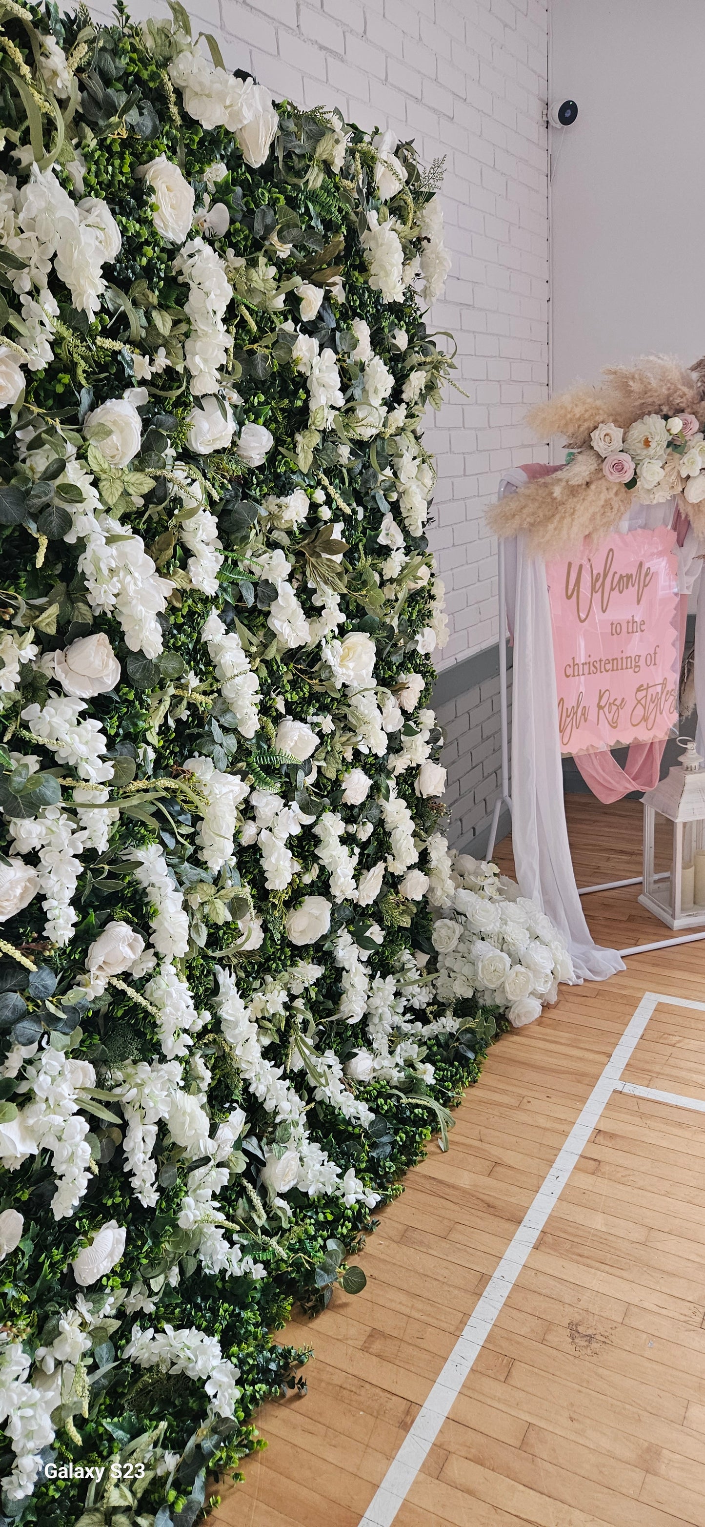 White Flower & Foliage Wall