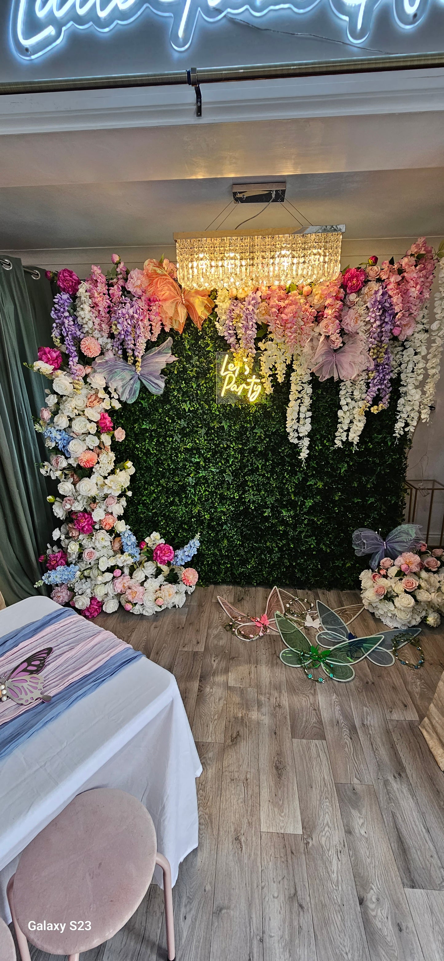 Foliage Wall