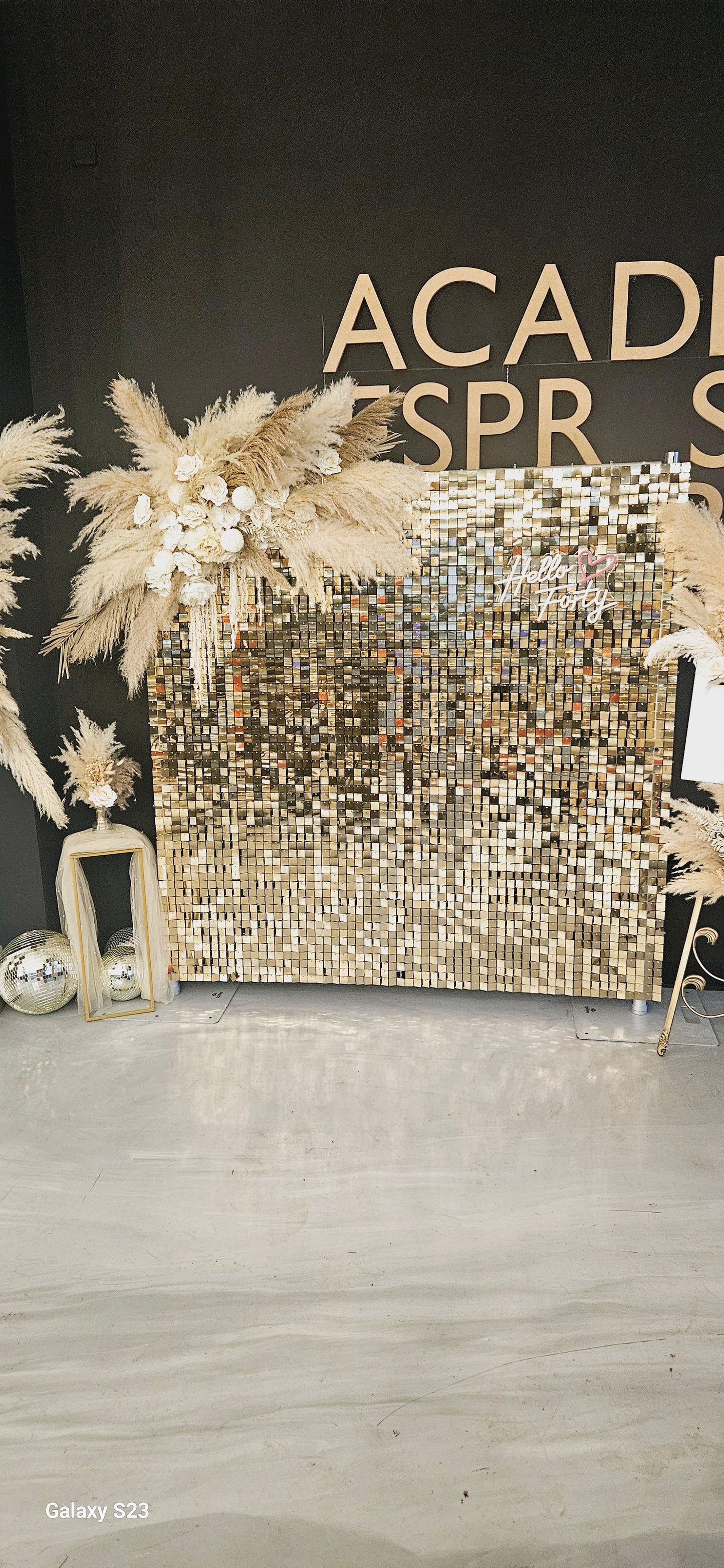 Gold Shimmer Wall