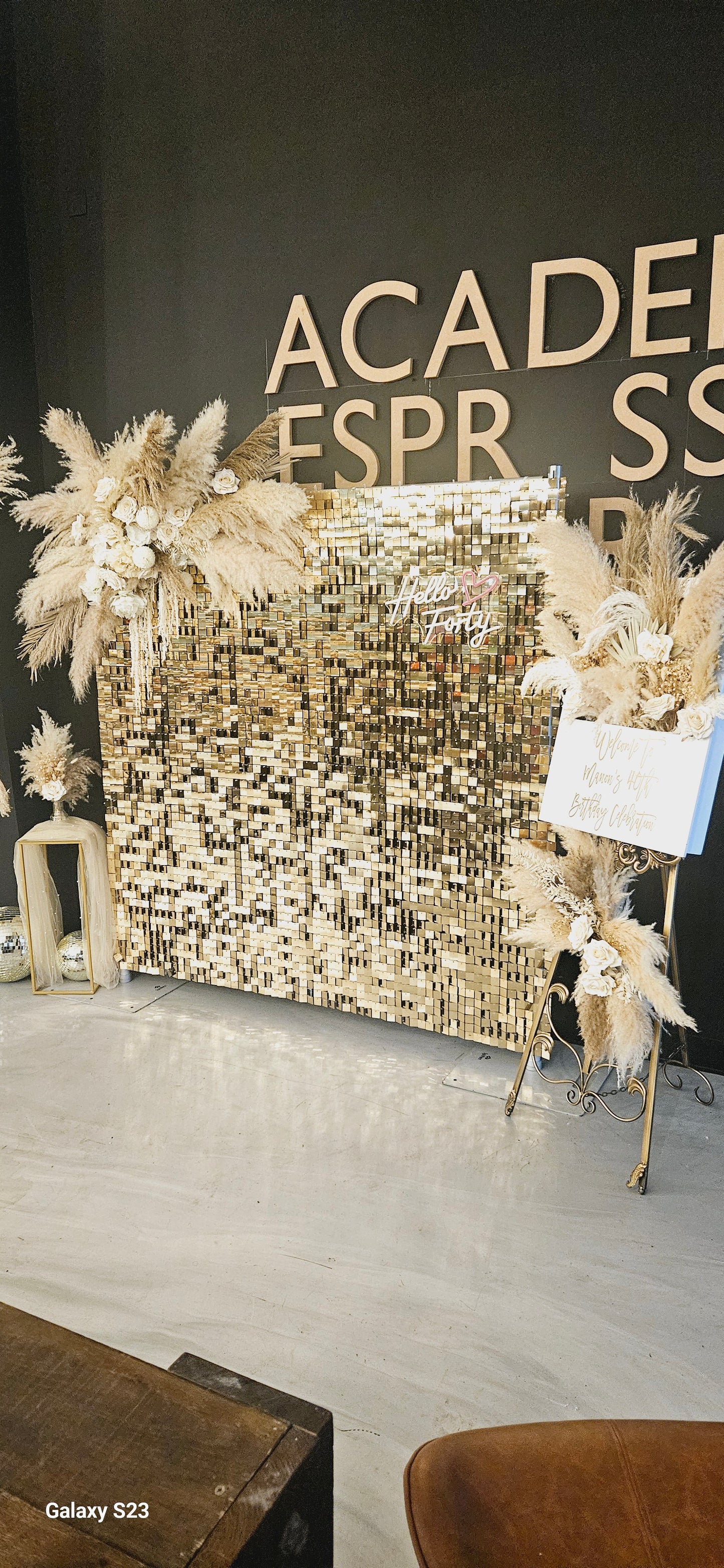 Gold Shimmer Wall