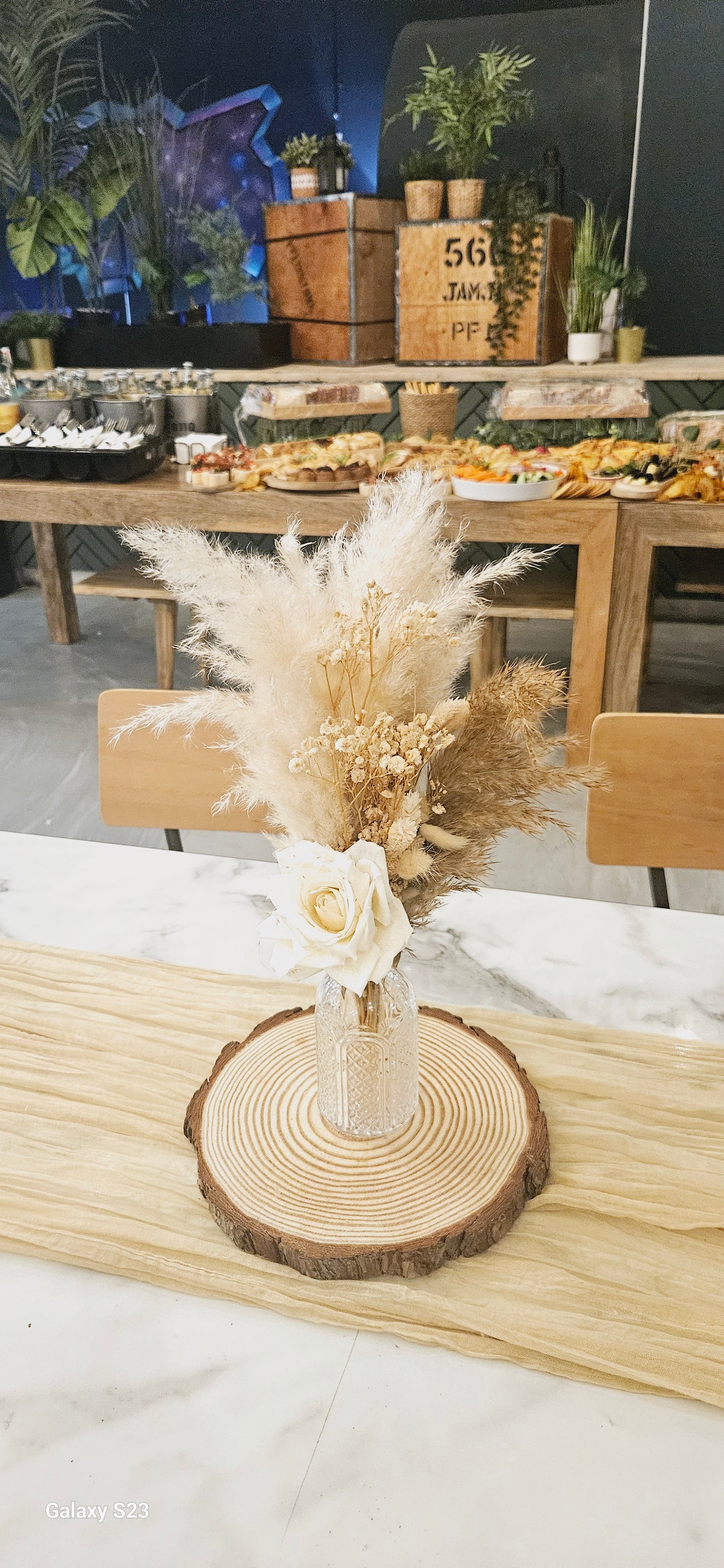 Small Centrepieces - One Day Hire (price per centrepiece)