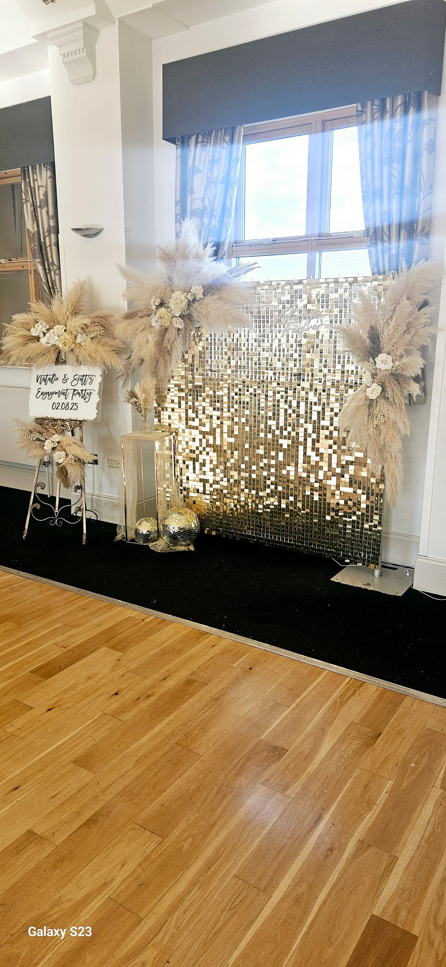 Gold Shimmer Wall