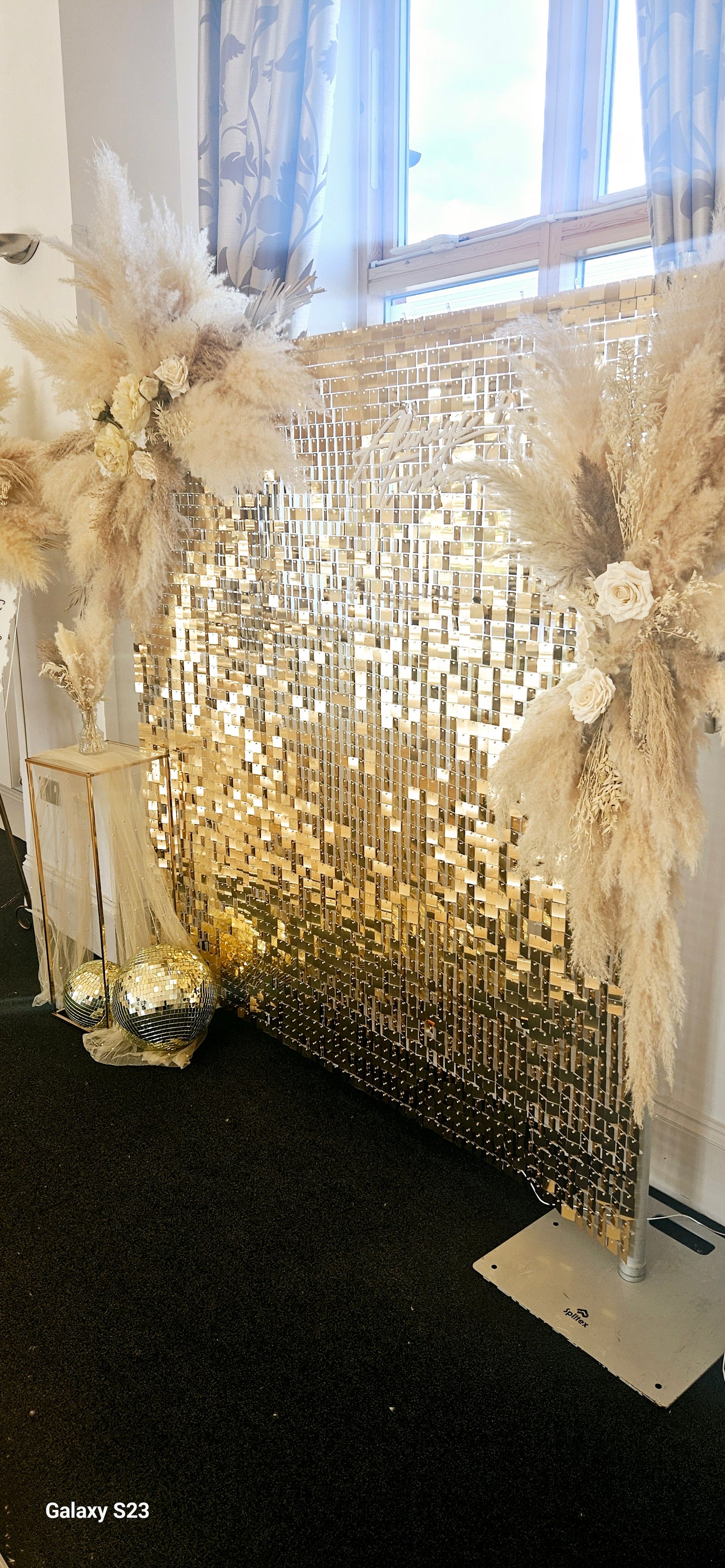 Gold Shimmer Wall