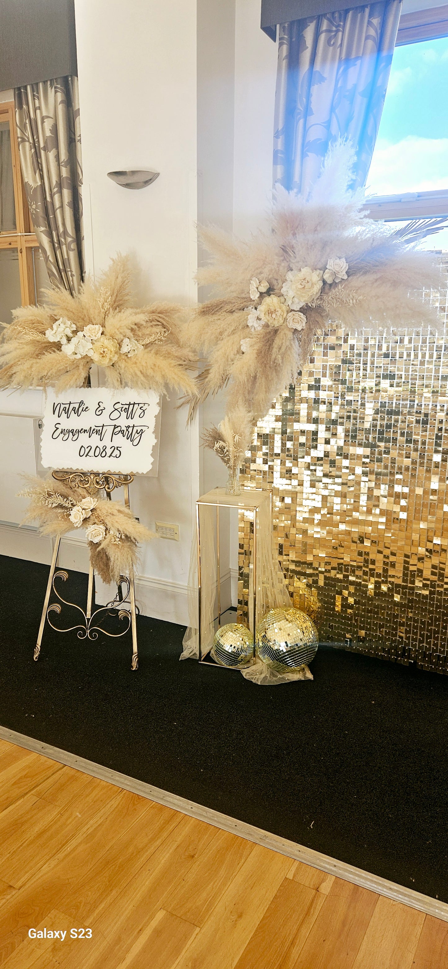 Gold Shimmer Wall