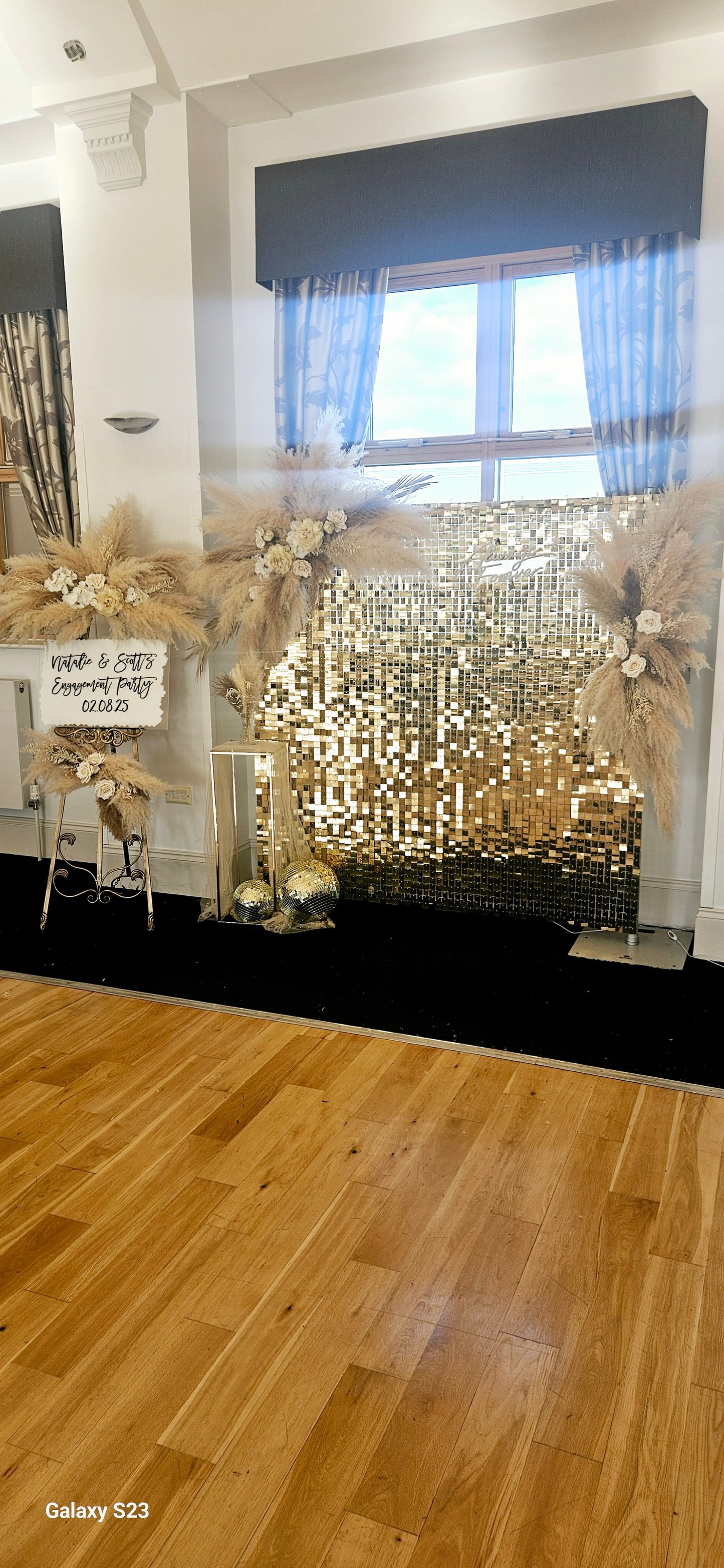 Gold Shimmer Wall