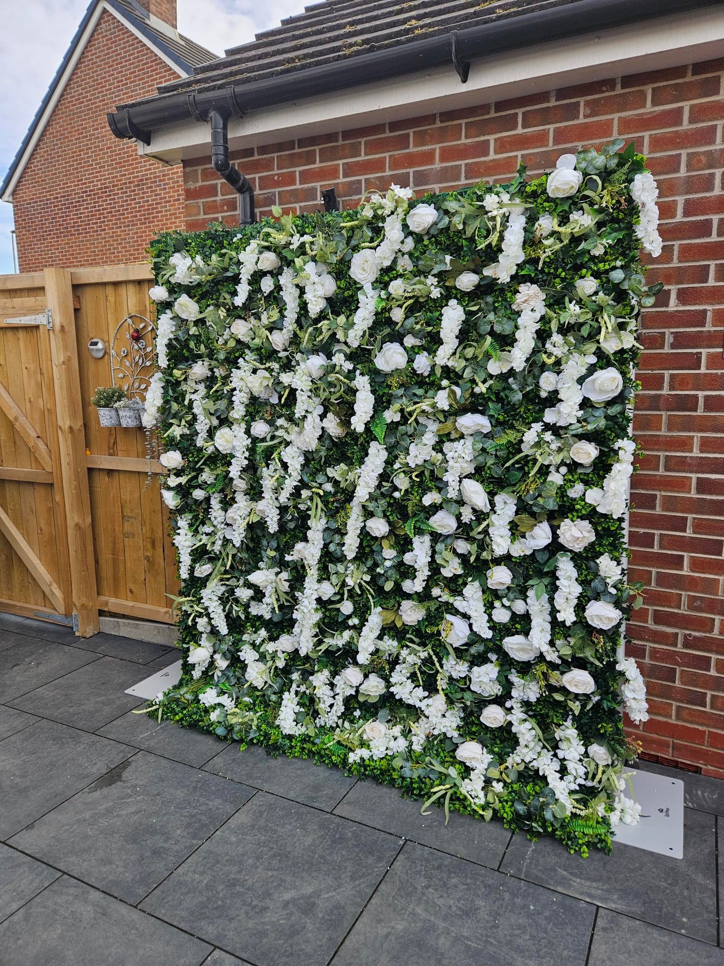 Luxury Flower Wall Package - One Day Hire