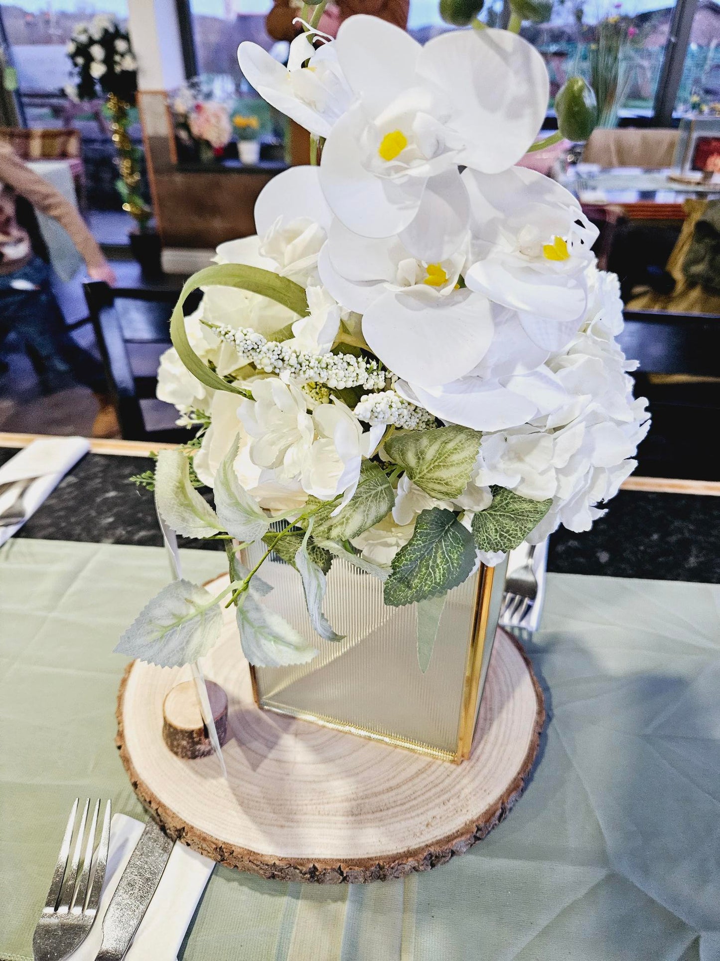 Small Centrepieces - One Day Hire (price per centrepiece)