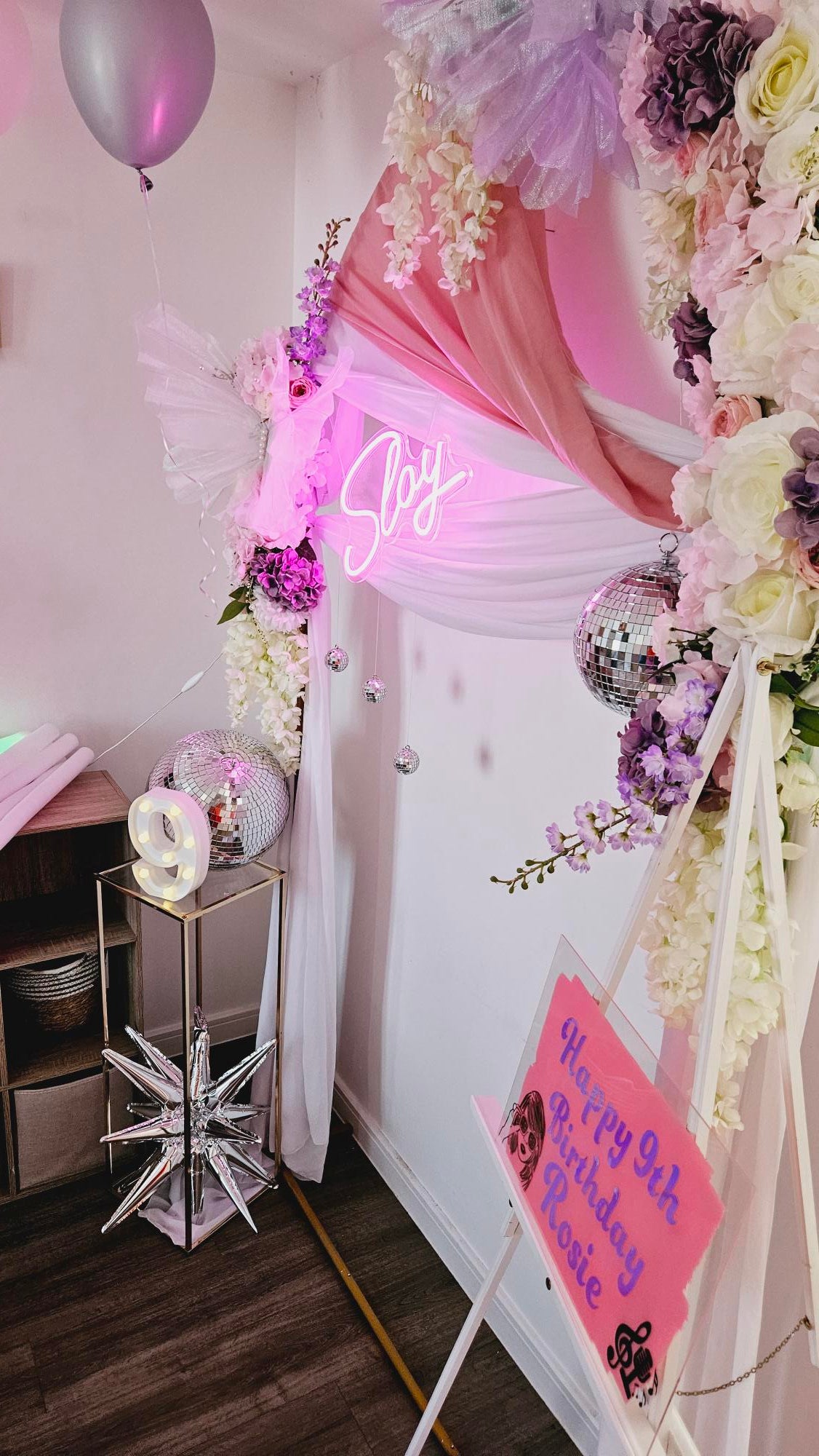 Taylor Swift Inspired Floral Arch