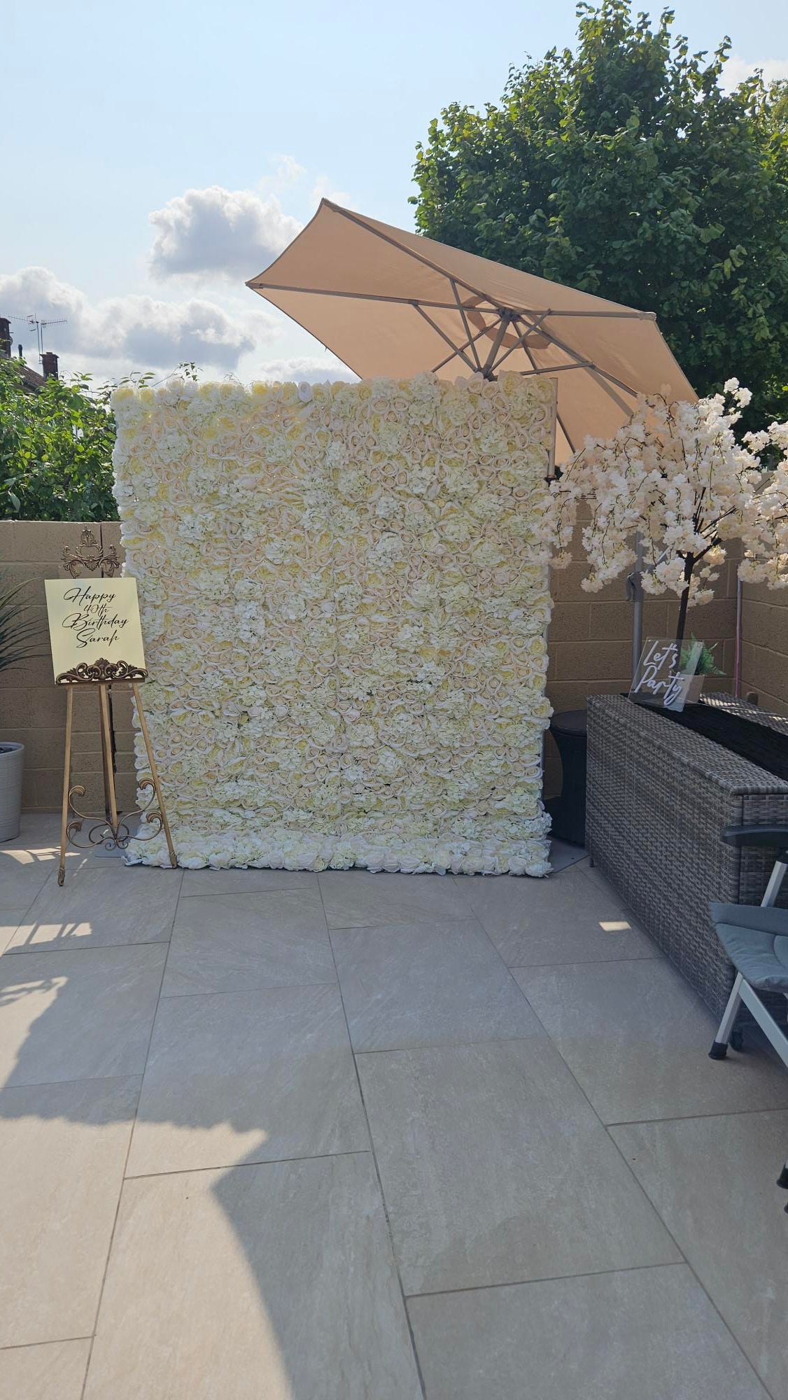 Luxury Flower Wall Package - One Day Hire