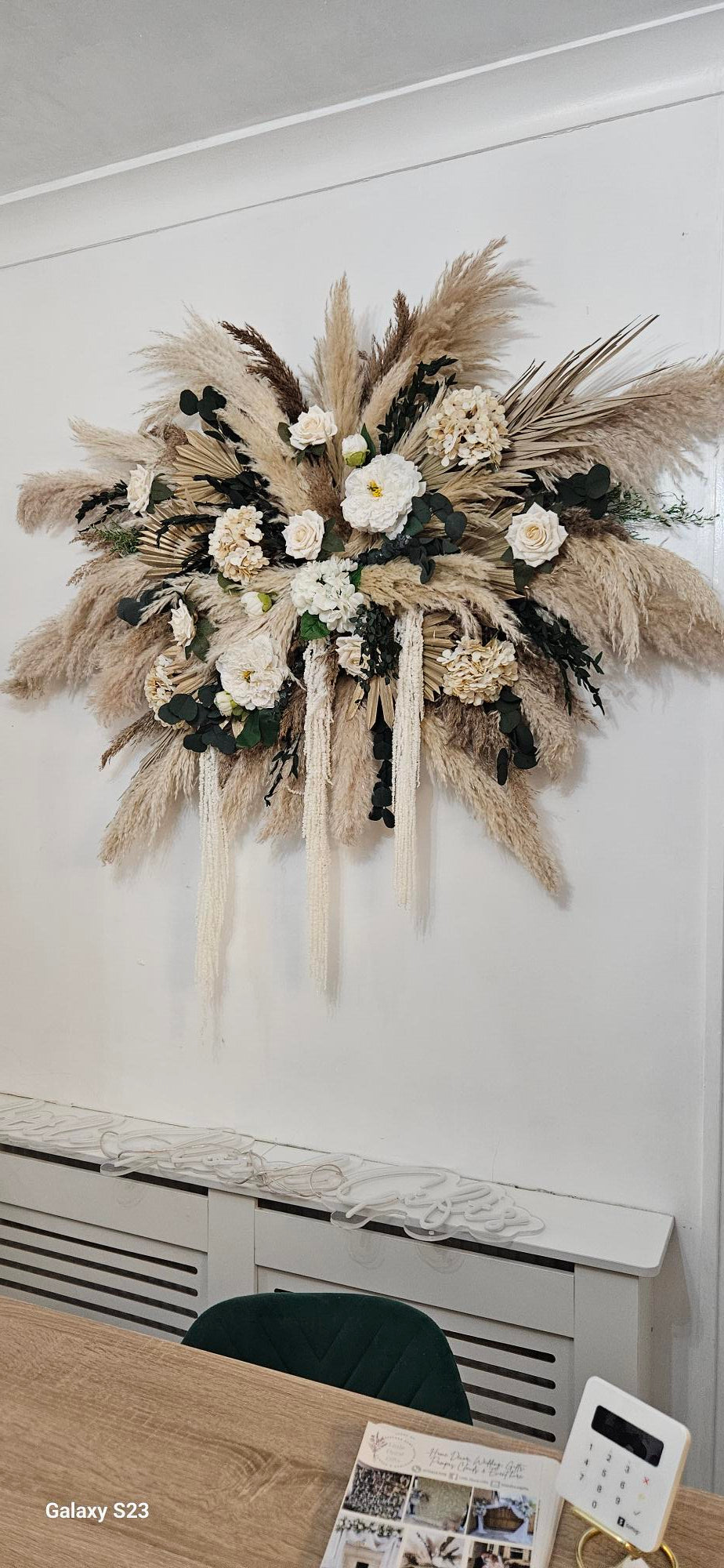 Pampas Wall Displays