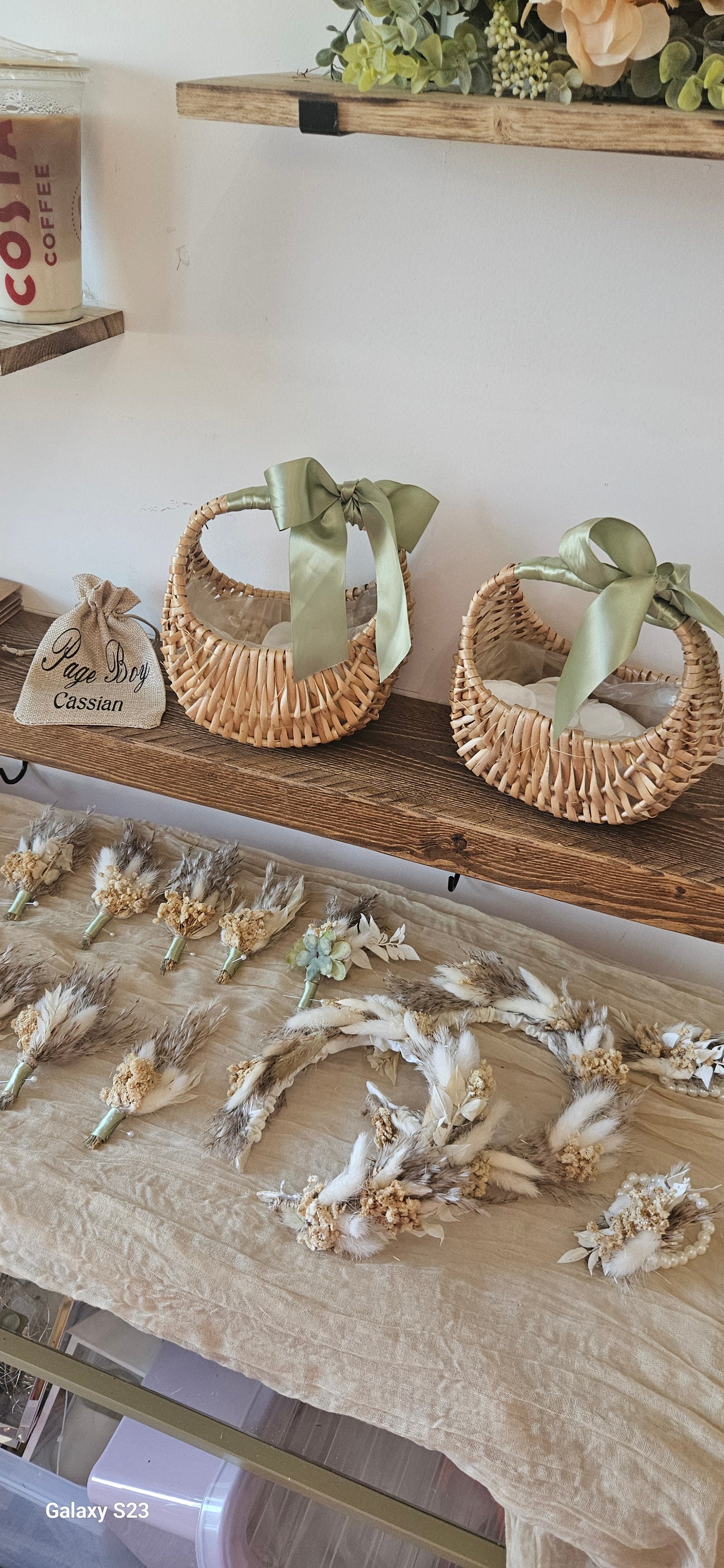 Wedding Accessories & Favours *To view only*