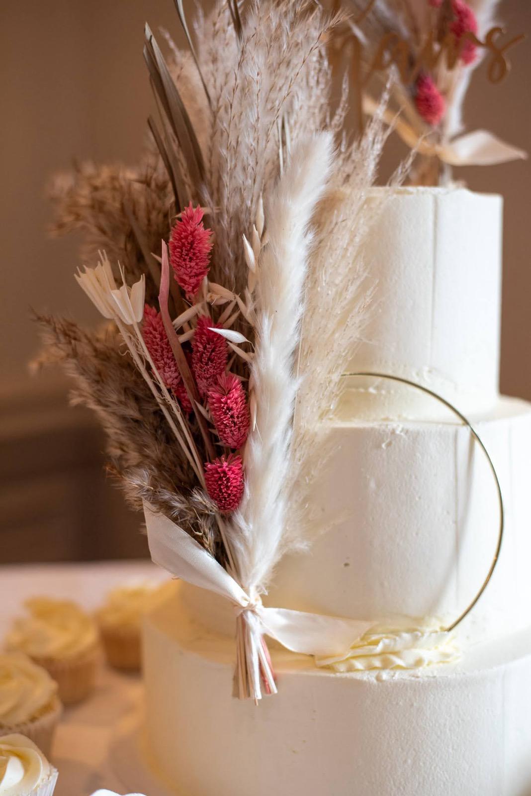 Cake Topper: Gold Hoop & Posy Dried Flower, Pampas Unique Handmade